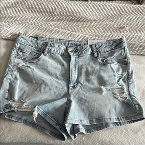 American Eagle Outfitters Women's Faded Blue Ripped Jean Shorts